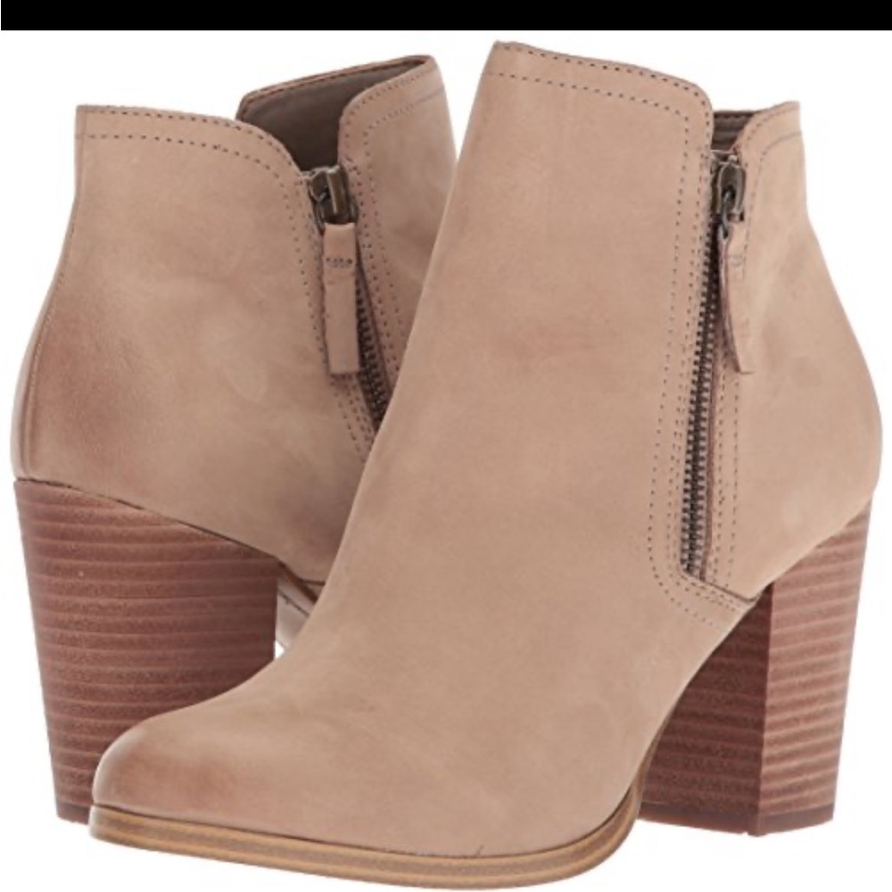 ALDO Women's Emely Ankle Bootie GUC